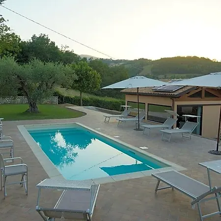 Il Gigante Che Dorme 3* Castel Castagna