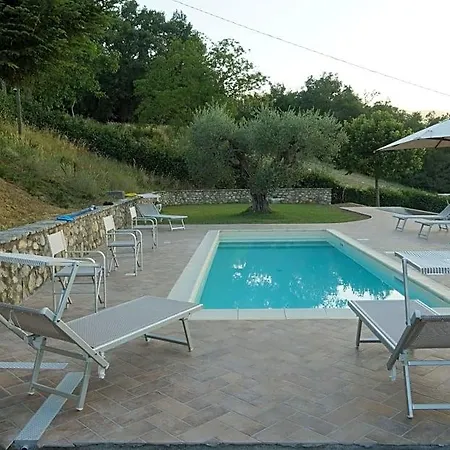 Il Gigante Che Dorme Bed & Breakfast Castel Castagna