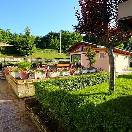 Bed & Breakfast Il Gigante Che Dorme Castel Castagna