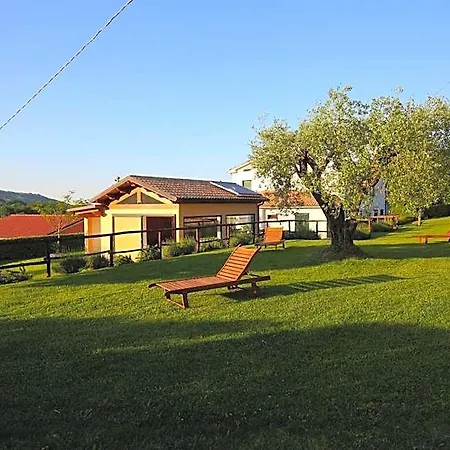 Il Gigante Che Dorme Castel Castagna
