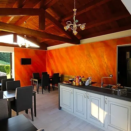 Il Gigante Che Dorme Bed & Breakfast Castel Castagna