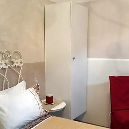 Bed & Breakfast Il Gigante Che Dorme Castel Castagna