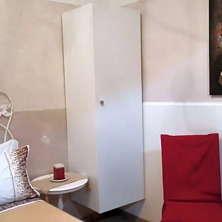 Il Gigante Che Dorme Bed & Breakfast Castel Castagna