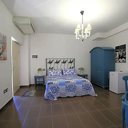 Bed & Breakfast Il Gigante Che Dorme Castel Castagna