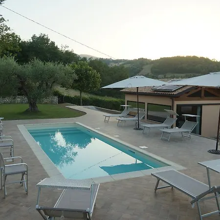 Alojamento de Acomodação e Pequeno-almoço Il Gigante Che Dorme