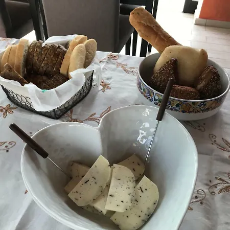 Il Gigante Che Dorme Alojamento de Acomodação e Pequeno-almoço 3*